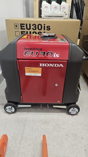 Zdjęcie przedstawiające zakupione agregaty prądotwórcze