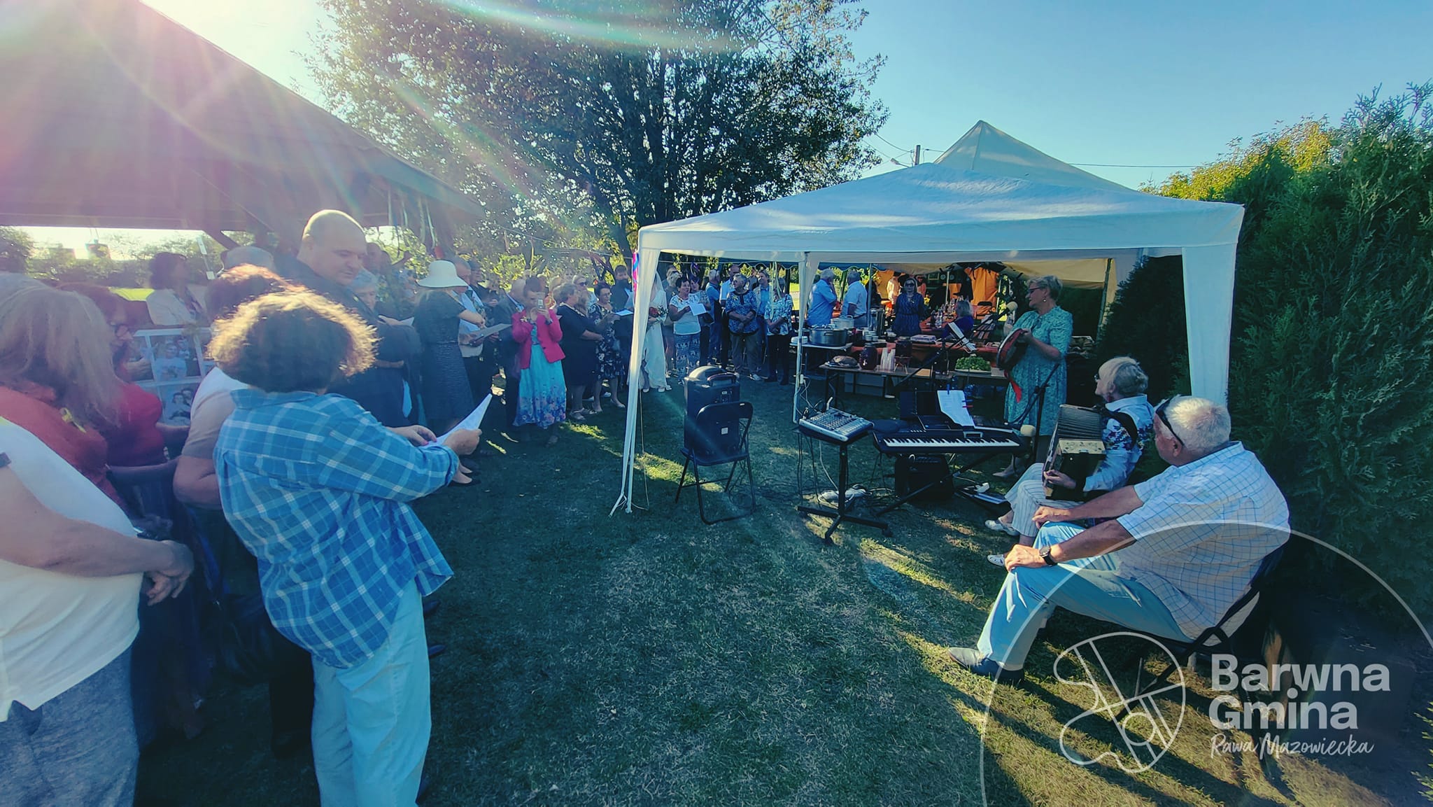 Wiejskim weselem z lat 70-tych